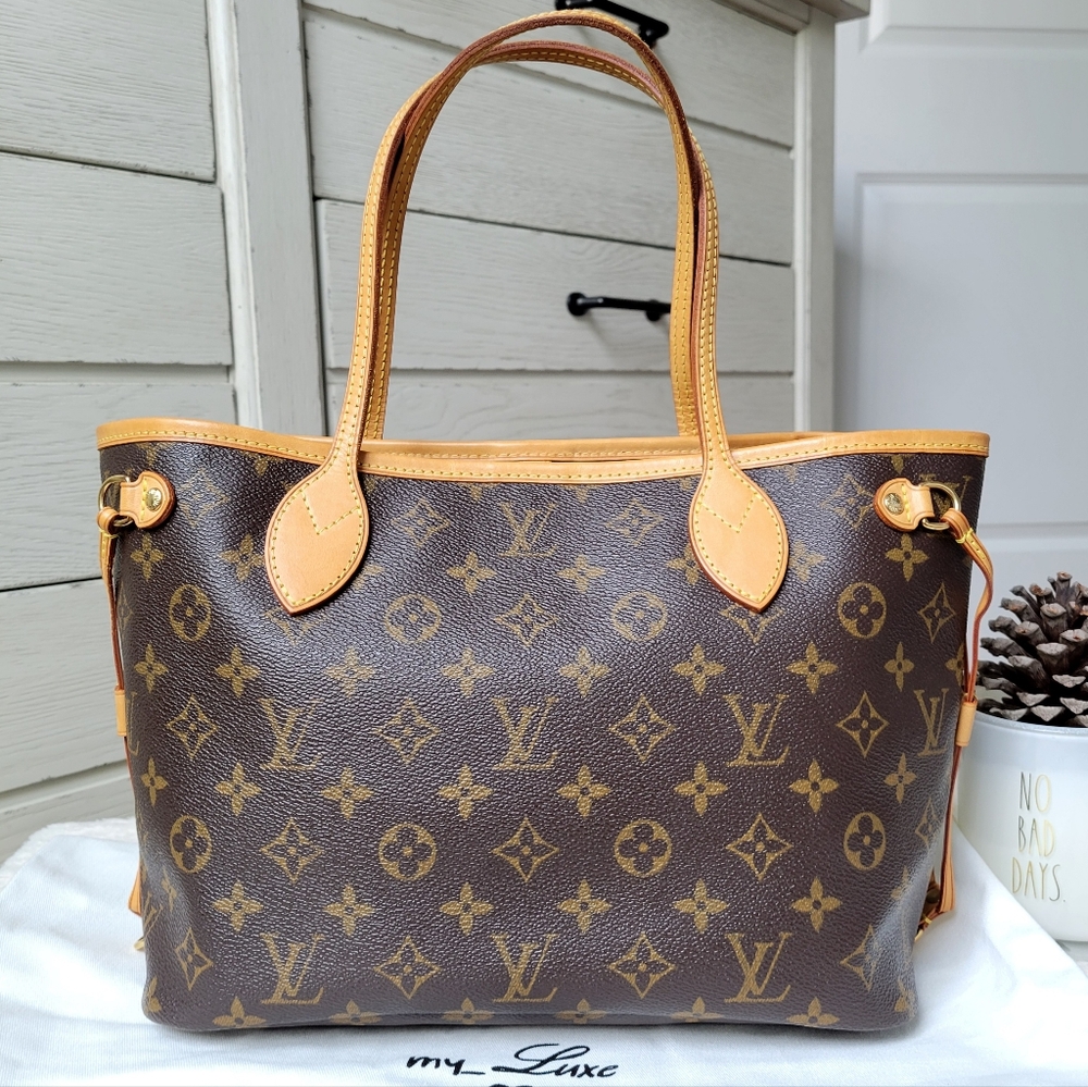 🍁 LOUIS VUITTON Neverfull PM Monogram Tote Bag